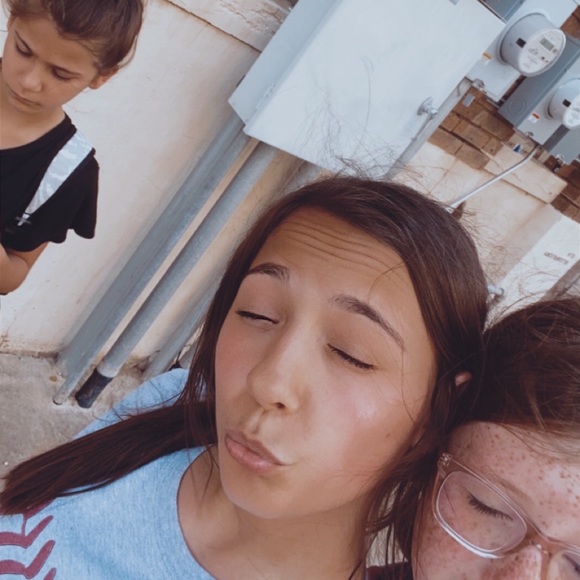 Meet your Posher, Addicyn - Picture 1 of 1